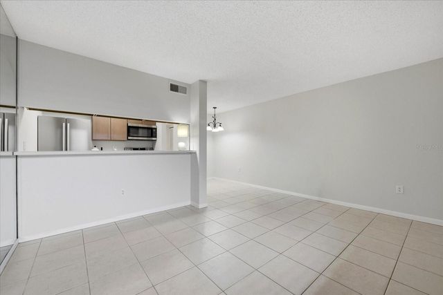 2420 WINDING CREEK BOULEVARD 105, Clearwater, FL 33761