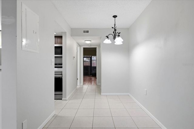 2420 WINDING CREEK BOULEVARD 105, Clearwater, FL 33761