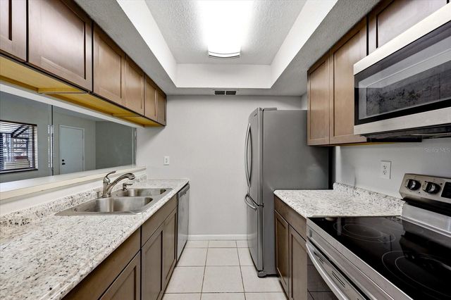 2420 WINDING CREEK BOULEVARD 105, Clearwater, FL 33761