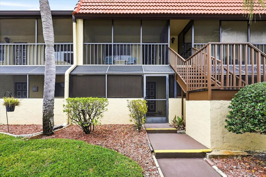 2420 WINDING CREEK BOULEVARD 105, Clearwater, FL 33761