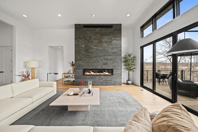 W4536 W Lakeview Glen DRIVE, Lake Geneva, WI 53147