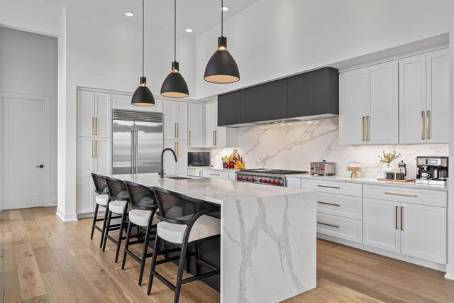 W4536 W Lakeview Glen DRIVE, Lake Geneva, WI 53147