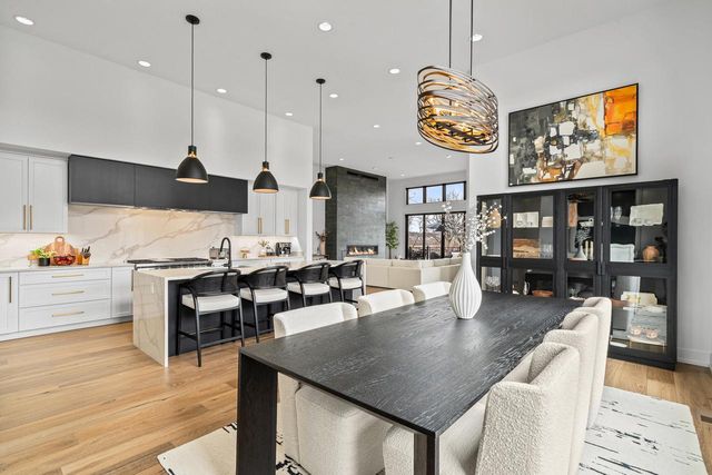 W4536 W Lakeview Glen DRIVE, Lake Geneva, WI 53147