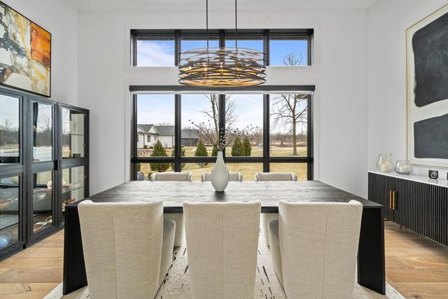 W4536 W Lakeview Glen DRIVE, Lake Geneva, WI 53147