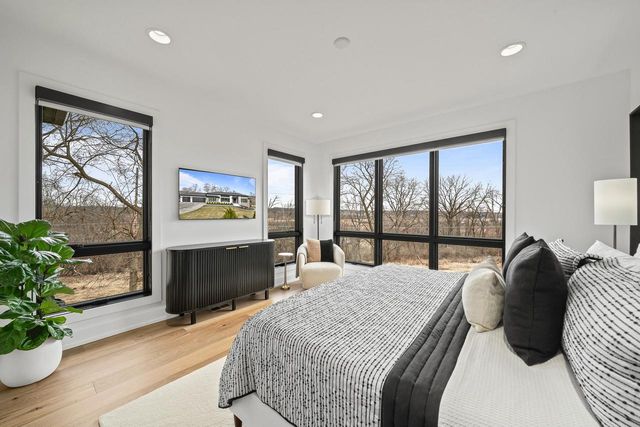 W4536 W Lakeview Glen DRIVE, Lake Geneva, WI 53147