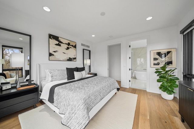 W4536 W Lakeview Glen DRIVE, Lake Geneva, WI 53147