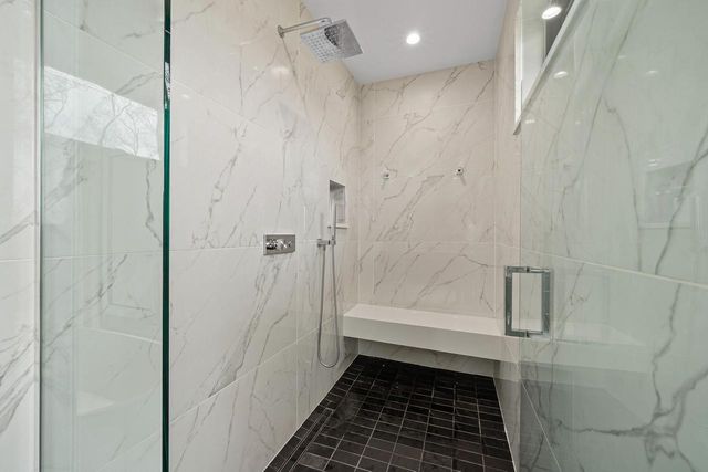 W4536 W Lakeview Glen DRIVE, Lake Geneva, WI 53147