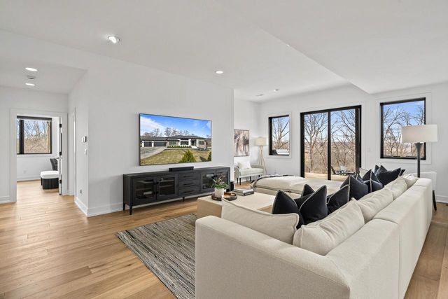 W4536 W Lakeview Glen DRIVE, Lake Geneva, WI 53147