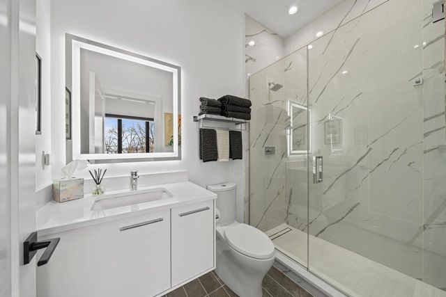 W4536 W Lakeview Glen DRIVE, Lake Geneva, WI 53147