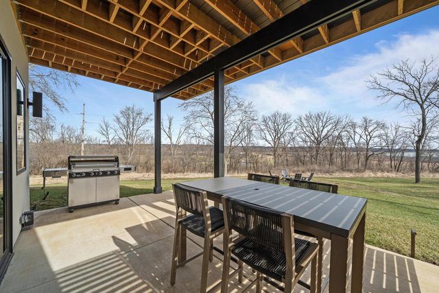 W4536 W Lakeview Glen DRIVE, Lake Geneva, WI 53147