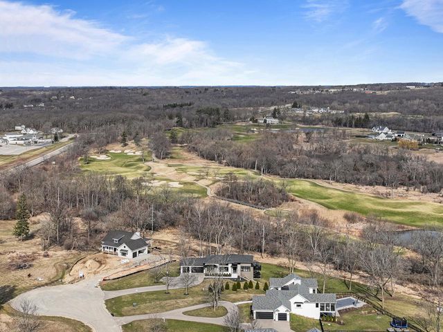 W4536 W Lakeview Glen DRIVE, Lake Geneva, WI 53147