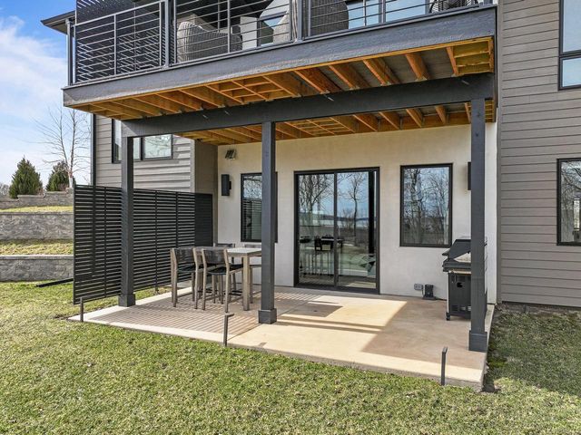 W4536 W Lakeview Glen DRIVE, Lake Geneva, WI 53147