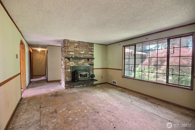 1121 Military Road E, Tacoma, WA 98445