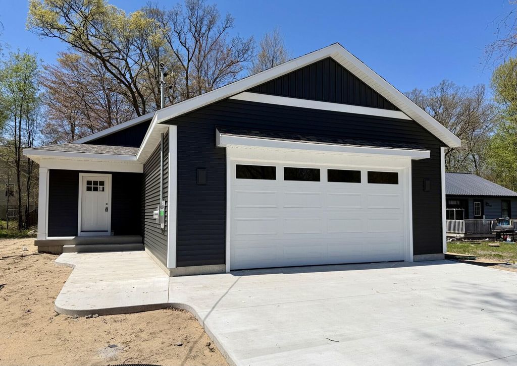 779 S Dangl Road, Muskegon, MI 49442