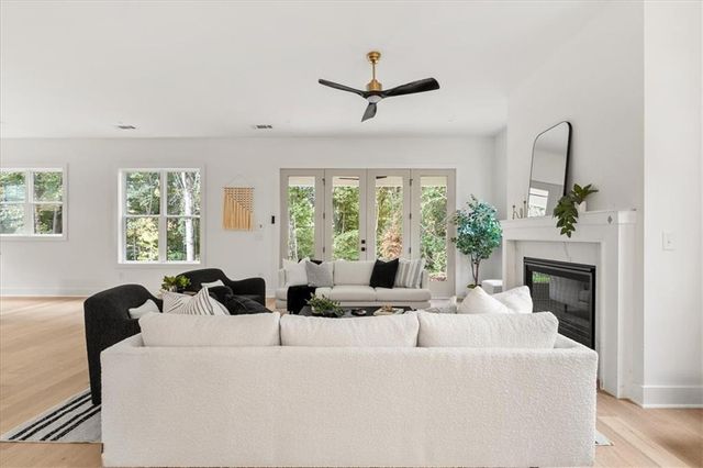 2261 Paul Avenue NW, Atlanta, GA 30318