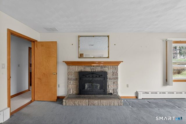 238 West Street, Southington, CT 06479