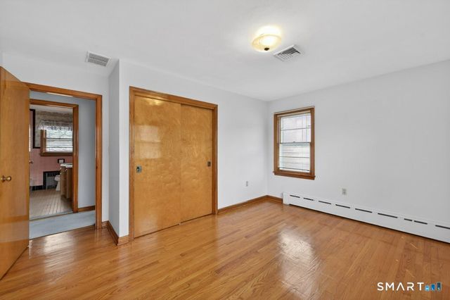 238 West Street, Southington, CT 06479