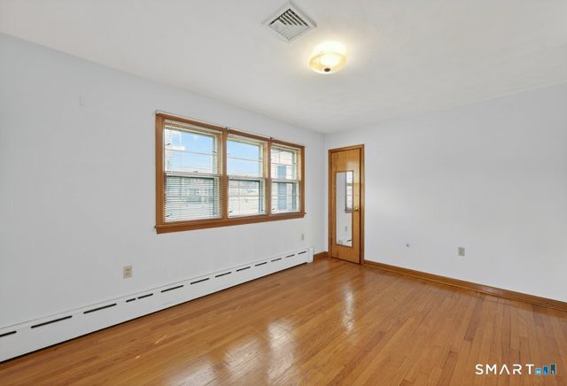 238 West Street, Southington, CT 06479