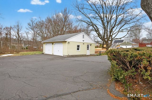 238 West Street, Southington, CT 06479