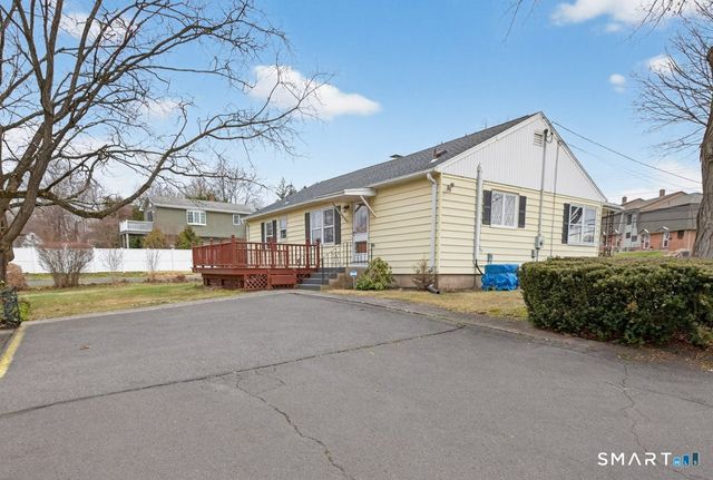 238 West Street, Southington, CT 06479