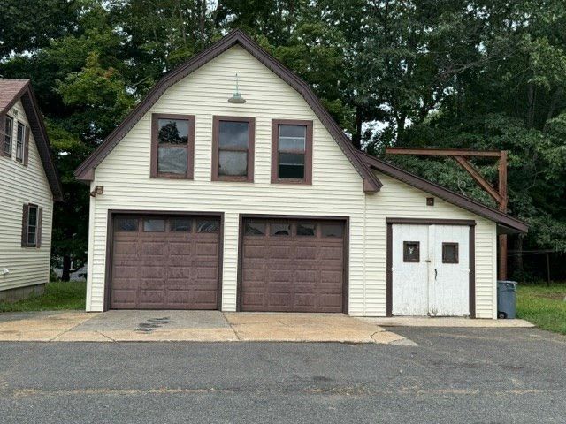 72 W Orange Rd, Orange, MA 01364