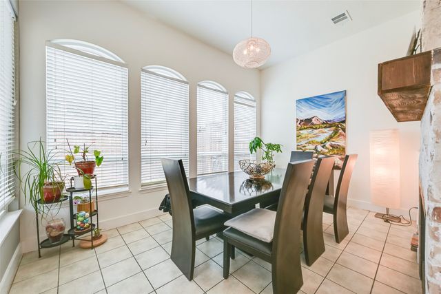 6017 Baskerville Drive, Rowlett, TX 75087