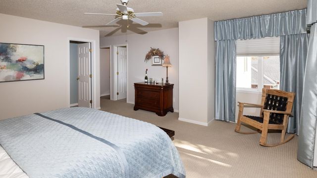 916 42nd Avenue N, Fargo, ND 58102