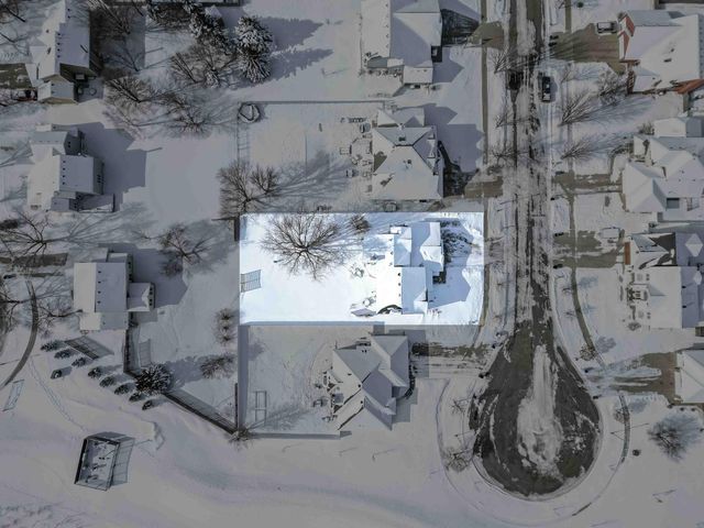 916 42nd Avenue N, Fargo, ND 58102