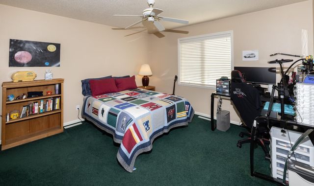 916 42nd Avenue N, Fargo, ND 58102