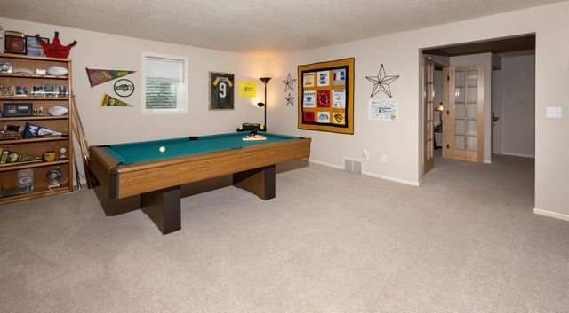 916 42nd Avenue N, Fargo, ND 58102