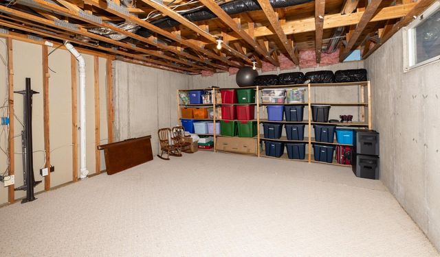 916 42nd Avenue N, Fargo, ND 58102