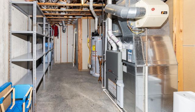 916 42nd Avenue N, Fargo, ND 58102