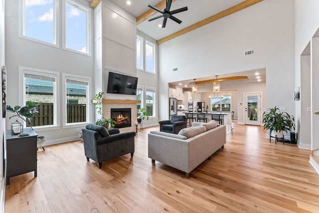 1200 Montieri Drive, Centerton, AR 72719