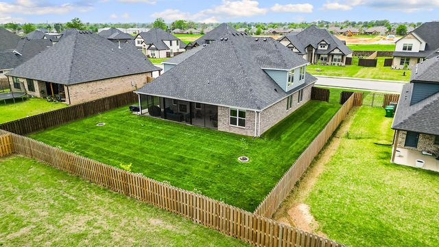 1200 Montieri Drive, Centerton, AR 72719