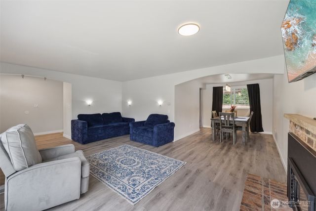 5502 82nd Street Ct E, Puyallup, WA 98371