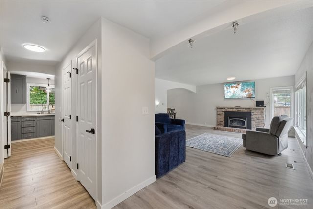 5502 82nd Street Ct E, Puyallup, WA 98371