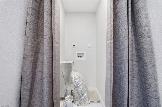 9219 1st View ST, Norfolk, VA 23503