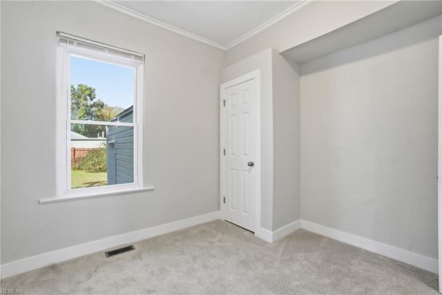 9219 1st View ST, Norfolk, VA 23503