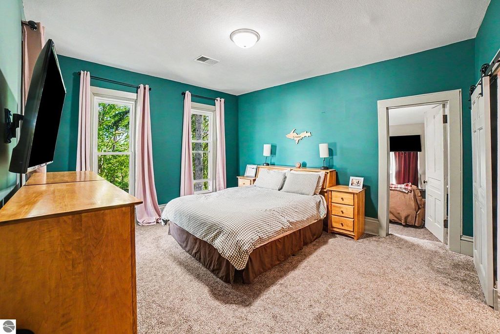 Image 20 of property listing at 220 N Main Street, St Louis, MI 48880