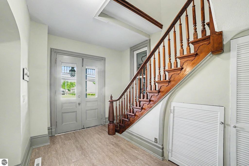 Image 3 of property listing at 220 N Main Street, St Louis, MI 48880