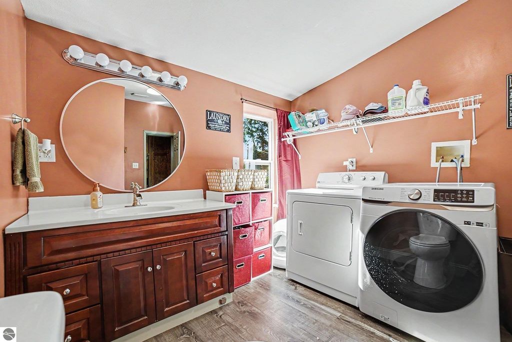 Image 30 of property listing at 220 N Main Street, St Louis, MI 48880