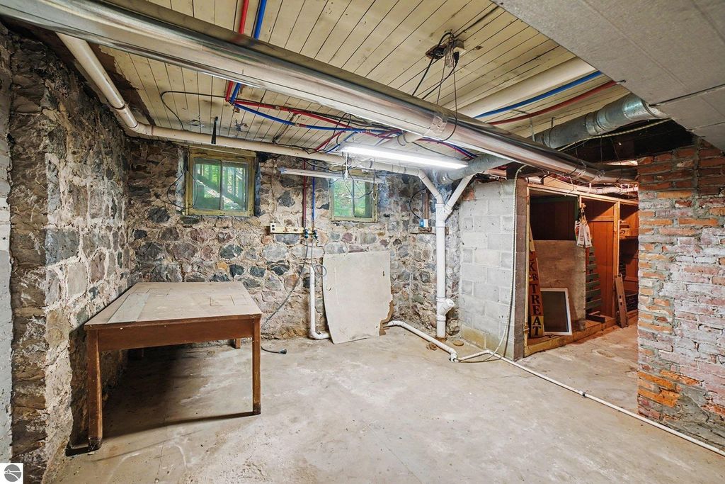 Image 32 of property listing at 220 N Main Street, St Louis, MI 48880
