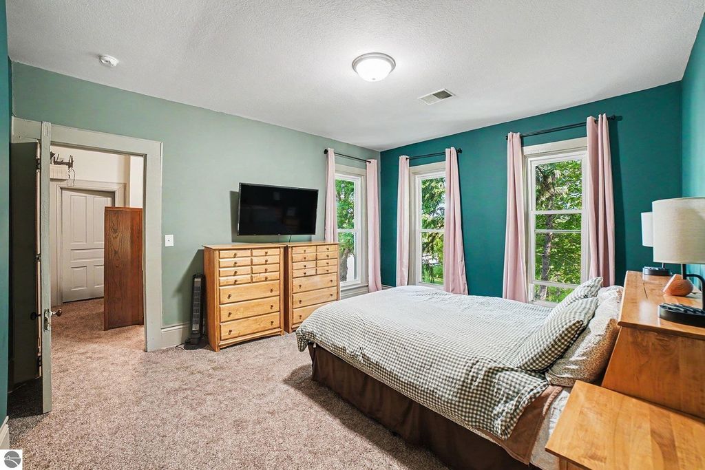 Image 33 of property listing at 220 N Main Street, St Louis, MI 48880