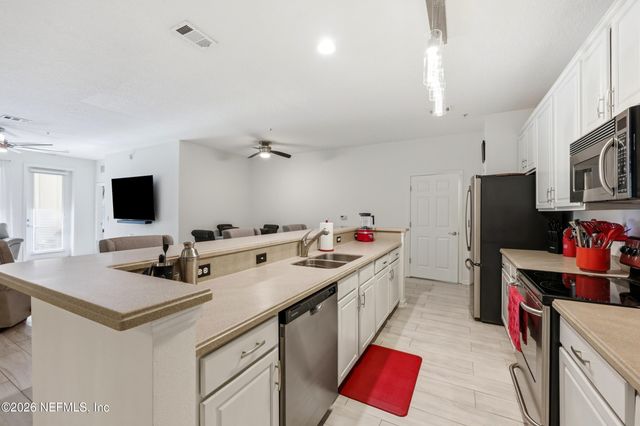 11251 CAMPFIELD Drive 3104, Jacksonville, FL 32256