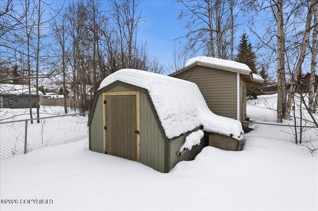 16734 Riddell Circle, Eagle River, AK 99577