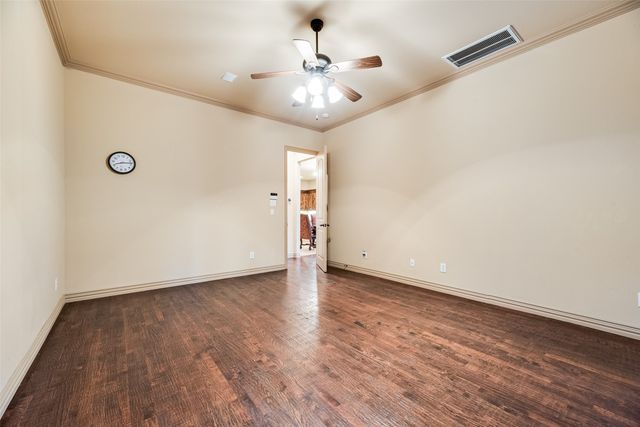 4020 E Hill Drive, Irving, TX 75038