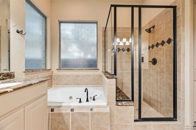4020 E Hill Drive, Irving, TX 75038