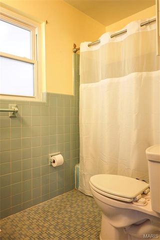 880 Preakness Lane, Florissant, MO 63033
