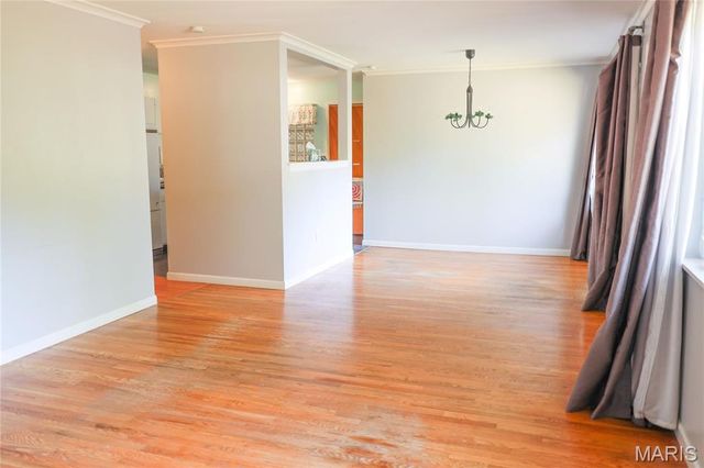 880 Preakness Lane, Florissant, MO 63033