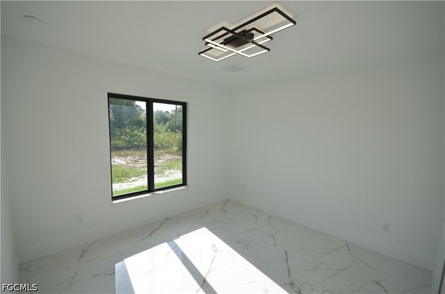 1234 Bermar ST, Fort Myers, FL 33913